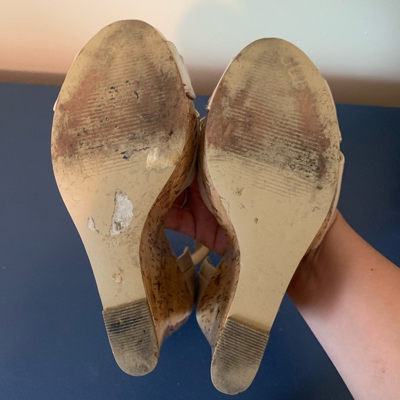 Guess Wedges - Picture 4 of 4